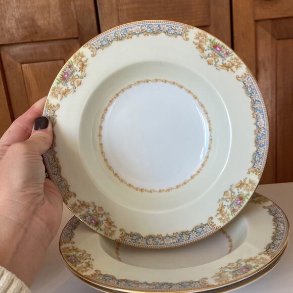 Vintage Noritake Pattern RO2 Soup Bowls, Set of 4 - Picture 2 of 12